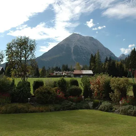 Haus Waldruh Apartment *